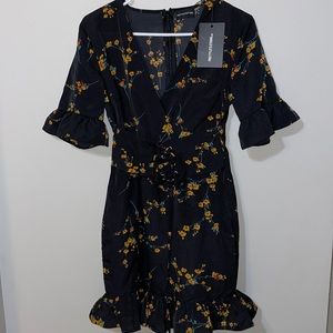 Floral Dress (Size 6 US)